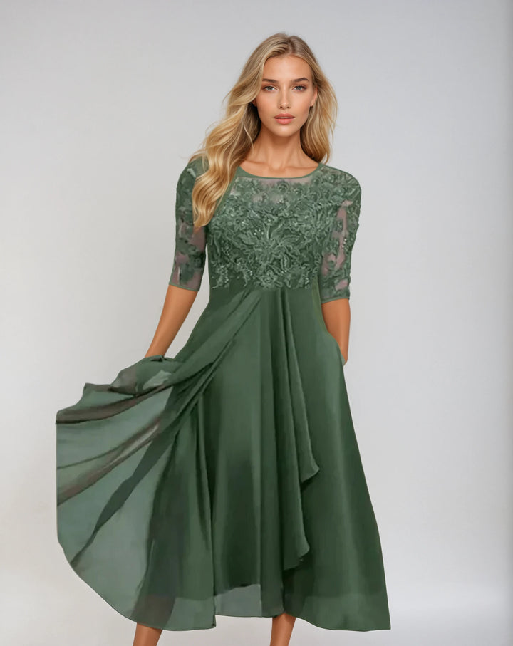 Eilis | Graceful Detailed Dress